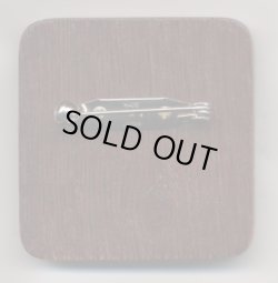 画像2: [6555] オリジナル木製ブローチ台【四角】 茶　【在庫限り】