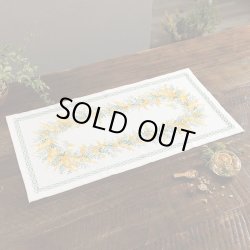 画像1: [10514] オノエ・メグミ　Mimosa　Collection　テーブルセンター　ミモザのリース