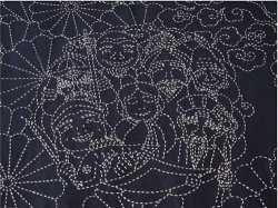 画像はネイビーです