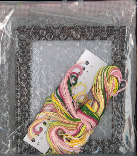 画像2: [9673] COSMO 季節を彩るフラワーアレンジメント -April ラナンキュラスとスイセン- (2)