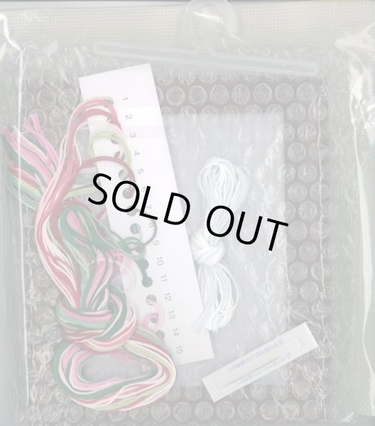 画像2: [9674] COSMO 季節を彩るフラワーアレンジメント -May カーネーションとスズラン- (2)