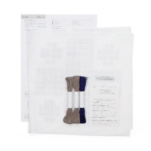 画像2: [10042] オリムパス 花ふきんキット Sashiko Textile lab -Pray-(白) (2)