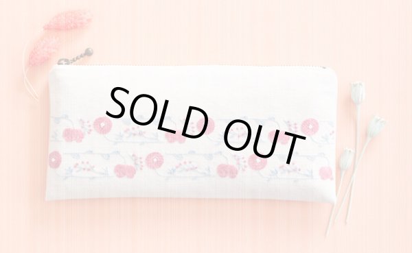 画像1: [10354] 戸塚刺しゅうキット　ポーチ「野花刺繍」　No.565 (1)