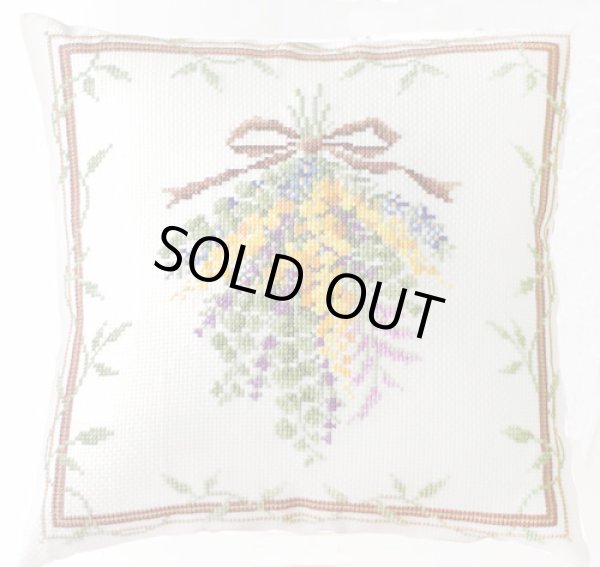 画像2: [10359] オノエ・メグミ　Mimosa　Collection　クッション　ミモザのスワッグブーケ (2)