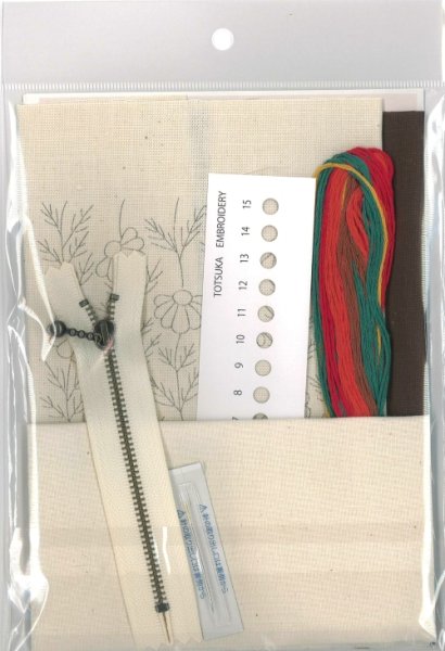 画像2: [10393] 戸塚刺しゅうキット　スクエアポーチ　VIXEN RED　No.575 (2)