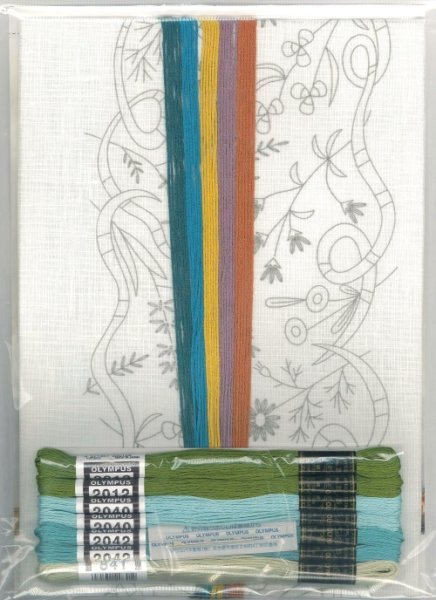 画像3: [10408] オリムパス　マカベアリス　刺しゅうキット　めぐる季節の贈り物　春風のリボン (3)