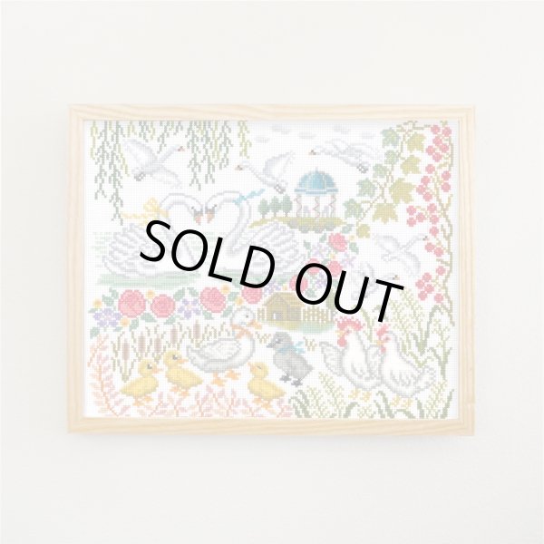 画像2: [10457] オリムパスクロスステッチキット Nostalgic Story Design by Nitka　-みにくいアヒルの子- (2)