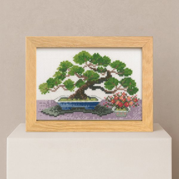 画像2: [10553] オリムパスクロスステッチキット　12ヶ月のＢＯＮＳＡＩ　「1月 錦松と寒木瓜」 (2)