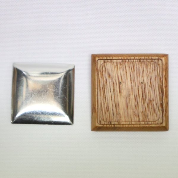 画像3: [10563] 新型オリジナル木製ブローチ台【四角】 淡い茶 (3)