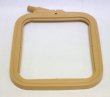 画像2: [9279] Nurge スクエアプラスチック刺しゅう枠　9.5cm×11cm (2)