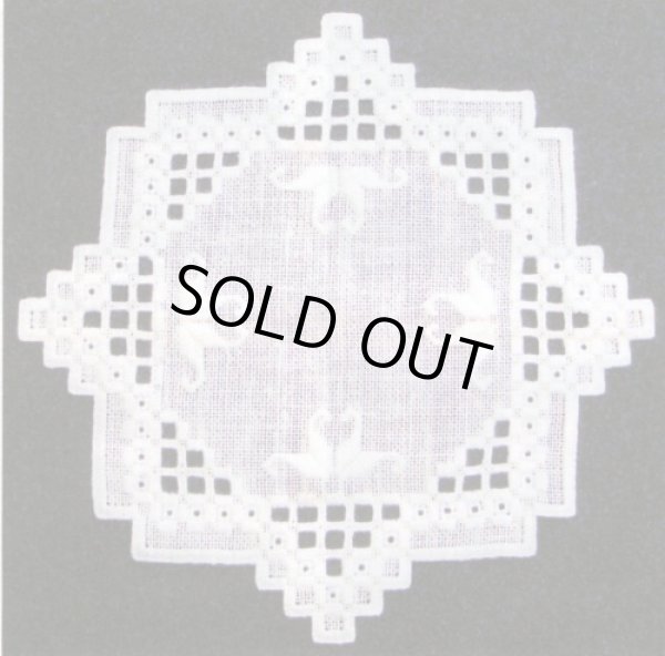 画像1: [2461] ハーダンガー刺しゅうキット　00102001 (1)