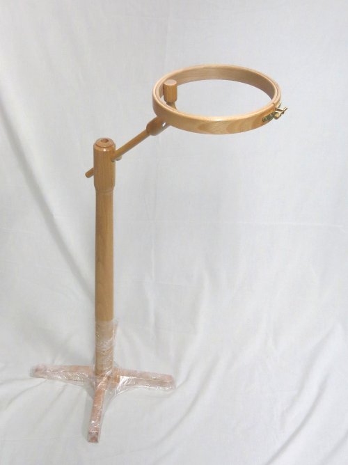 8574] 刺しゅう枠スタンド 単品 - 手芸の越前屋
